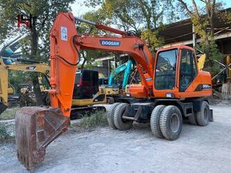 صورة ل حفارات بعجلات 2024 دايو / دوسان DH150W-7