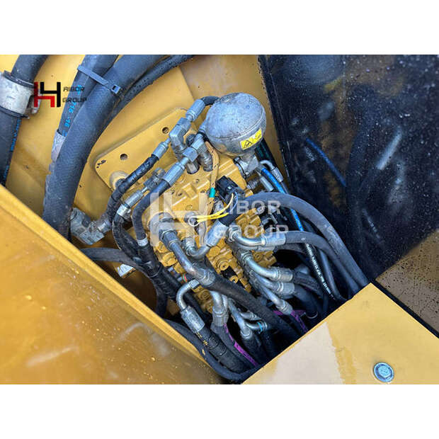 2022 Caterpillar 305.5E2-45128895