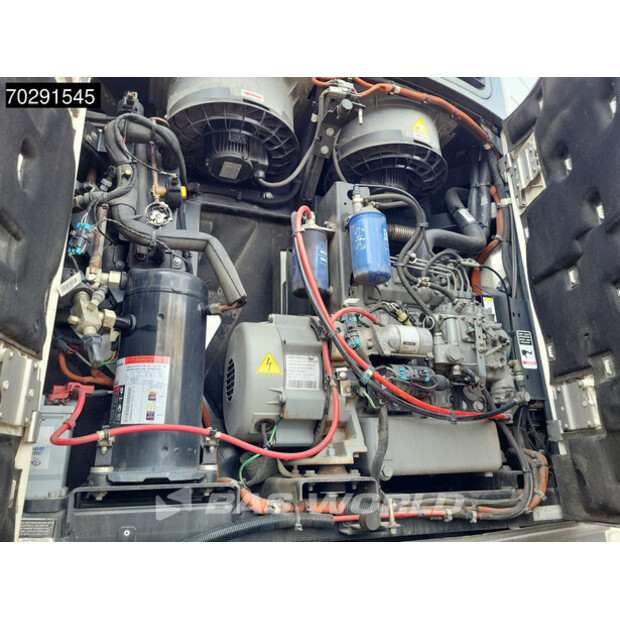 2020 كرون Carrier Vector 1550-45129913