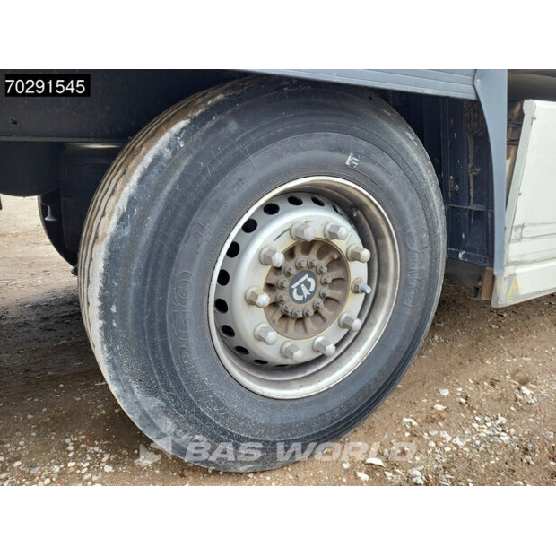 2020 كرون Carrier Vector 1550-45129916