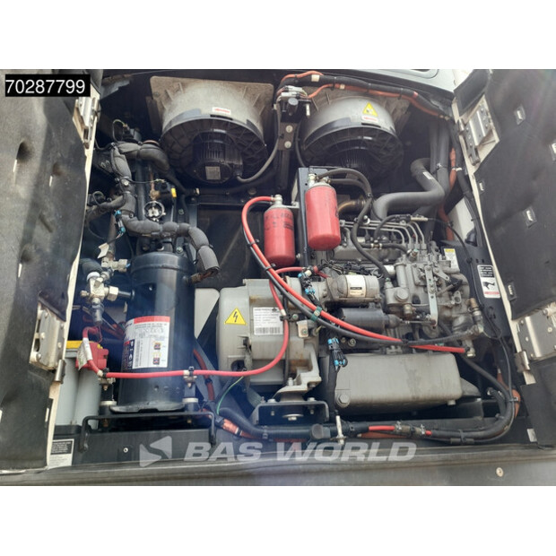 2020 كرون Carrier Vector 1550-45129942