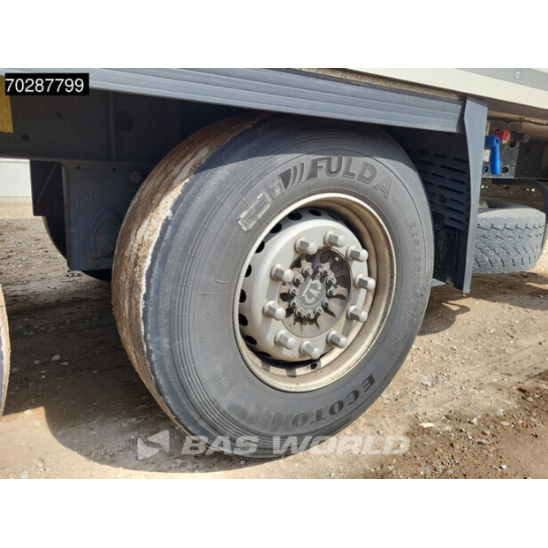 2020 كرون Carrier Vector 1550-45129956