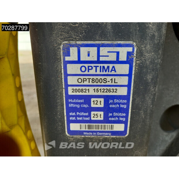 2020 كرون Carrier Vector 1550-45129959