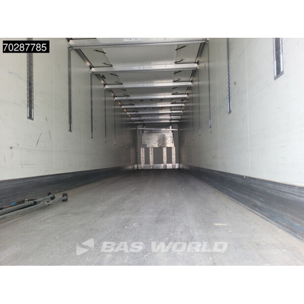 2020 كرون Carrier Vector 1550-45129972