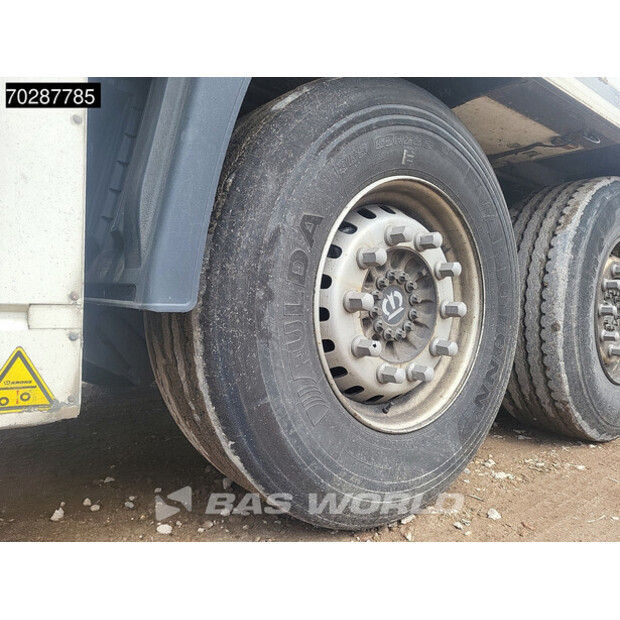 2020 كرون Carrier Vector 1550-45129981