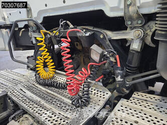 2018-mercedes-benz-actros-1845-1409293-45130205