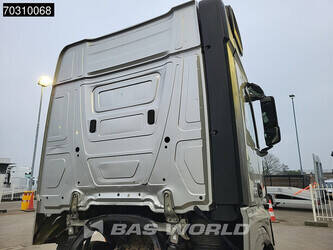 2018-mercedes-benz-actros-1848-1409294-45130242