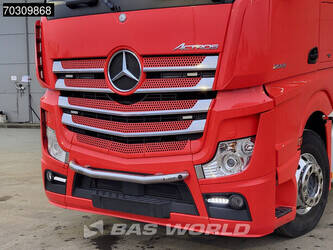 2015-mercedes-benz-actros-2658-1409299-45130429