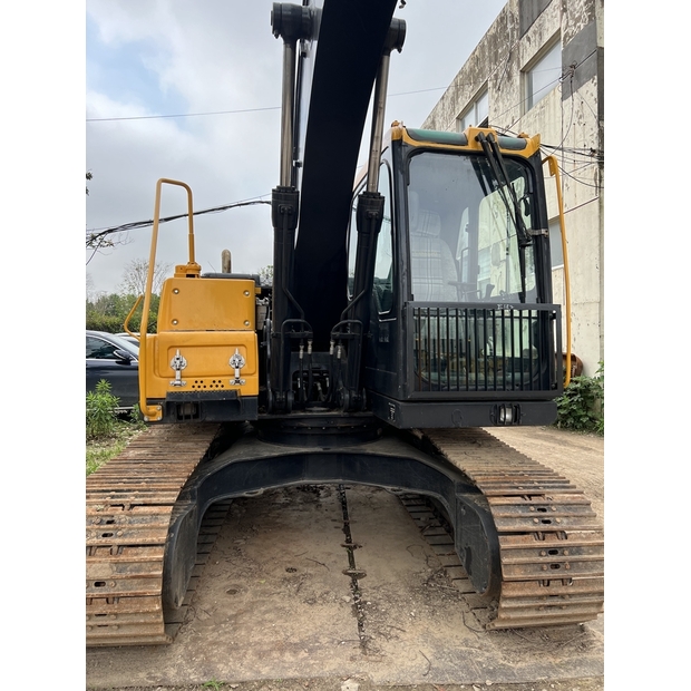 2022 Volvo EC140DL-45130577