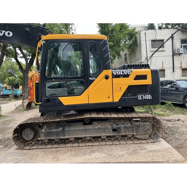 2022 Volvo EC140DL-45130584