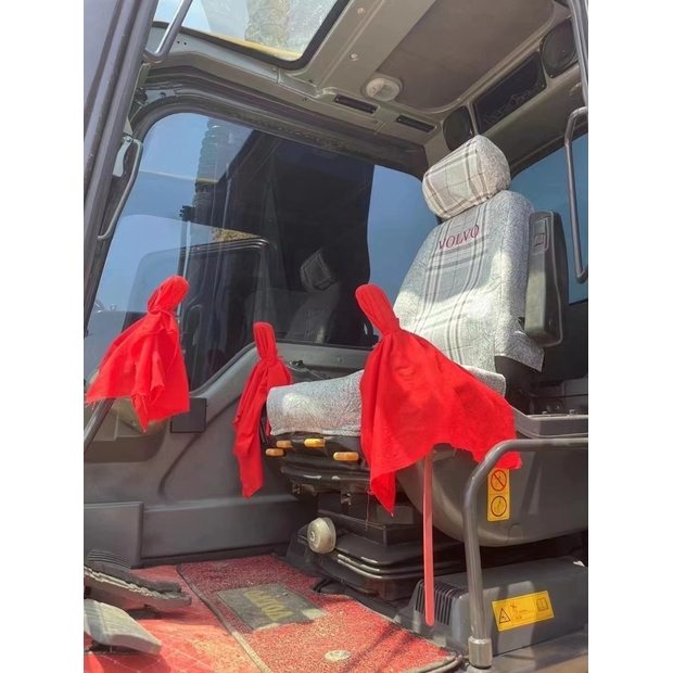 2022 Volvo EC210-45130632