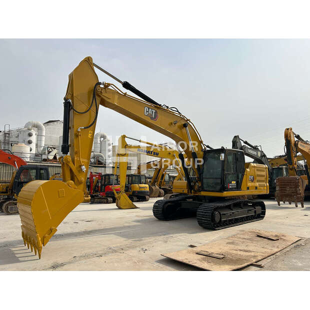 2024 Caterpillar 330GC-45131399