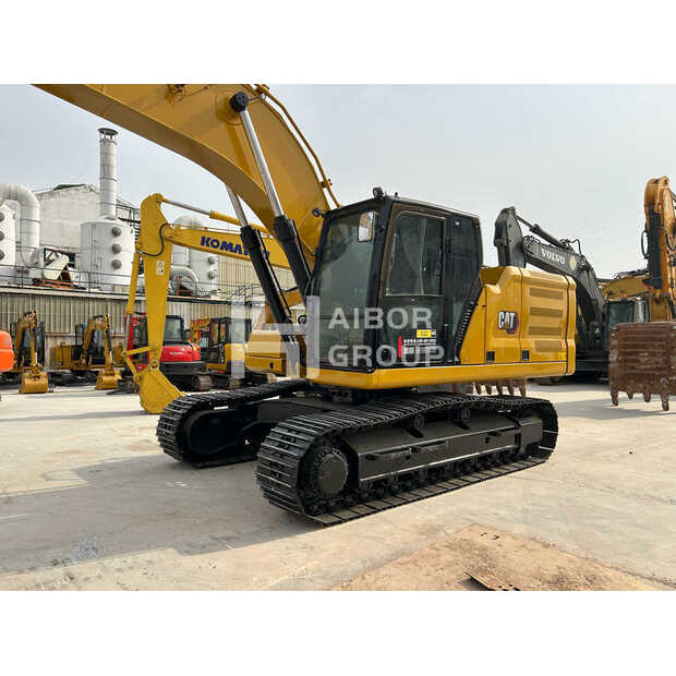 2024 Caterpillar 330GC-45131400