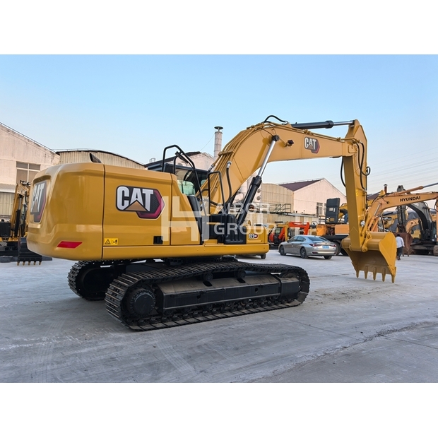 2024 كاتربيلر 323GC-45131431