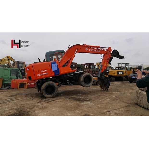 2022 Hitachi EX120WD-45131588