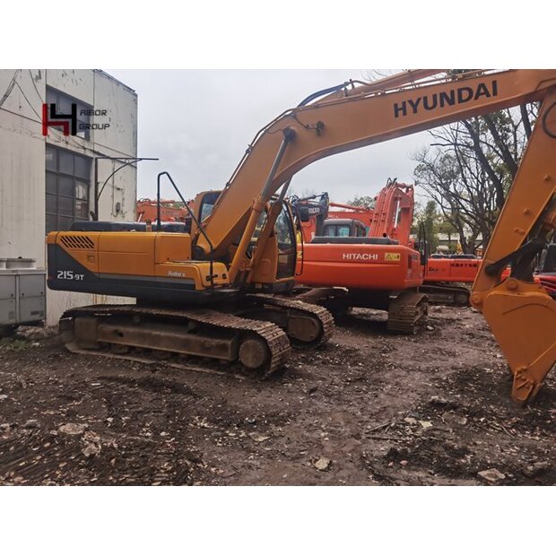 2022 Hyundai 215-9T-45131617