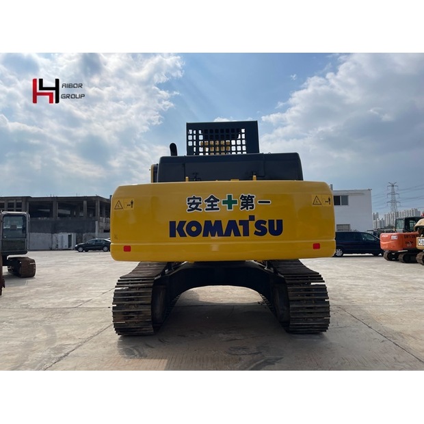 2022 Komatsu PC400-8-45131641