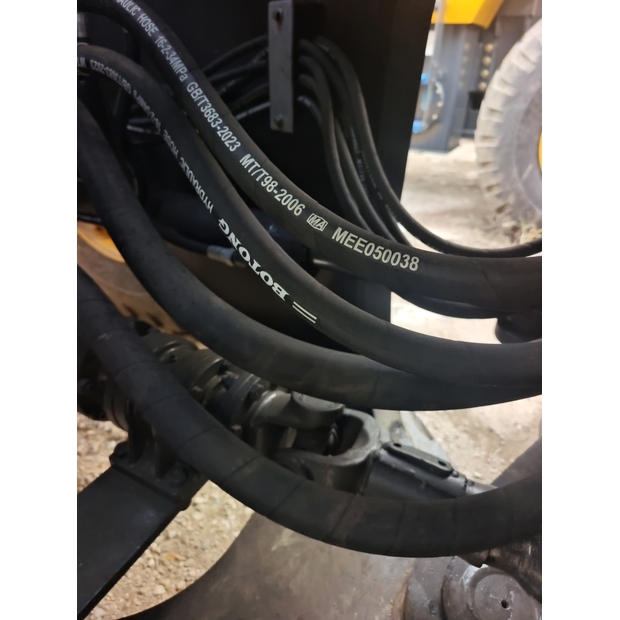 2024 SDLG LG956F-45131853