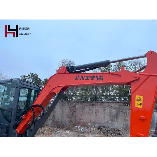 2024 Hitachi ZX50U-45131931