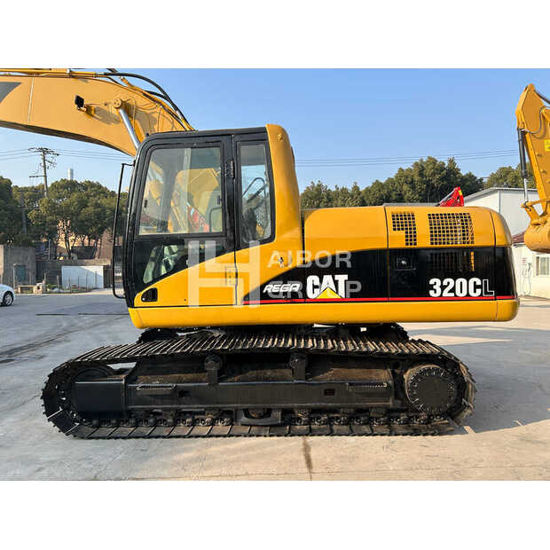 2023 Caterpillar 320C-45131943