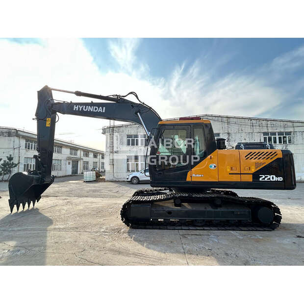 2024 Hyundai HX220HD-45132025