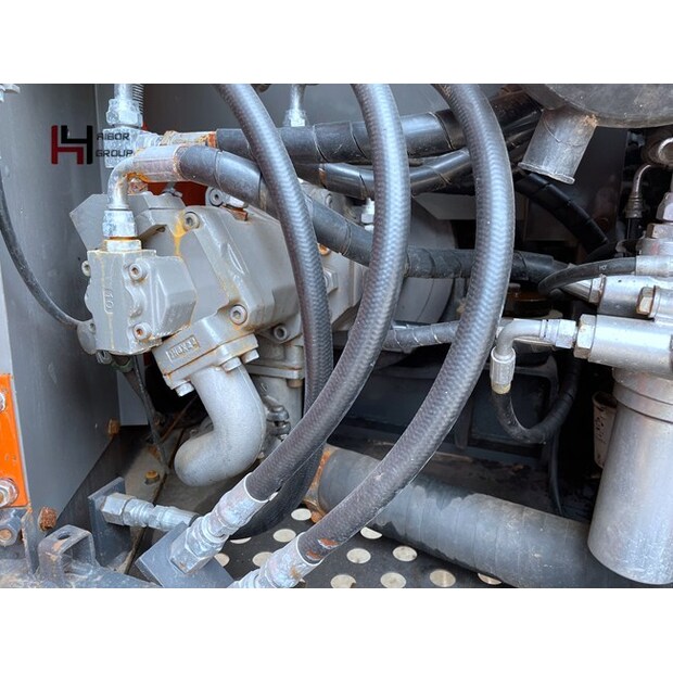 2023 Hitachi ZX70-45132085