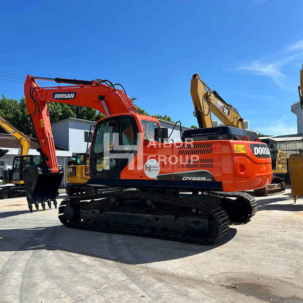 2024 Doosan DX225-45132124