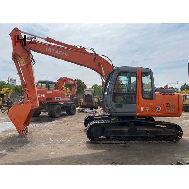 2023 Hitachi ZX120-6-45132129