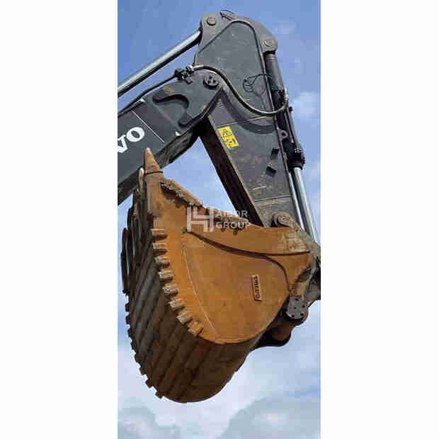 2023 فولفو EC950-45132148