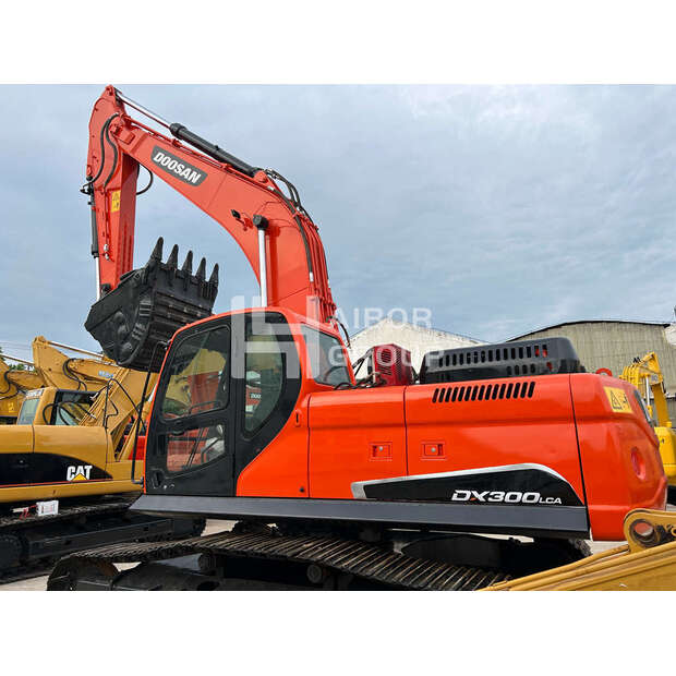 2023 Doosan DX300-45132169