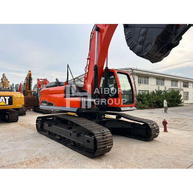 2023 Doosan DX300-45132175