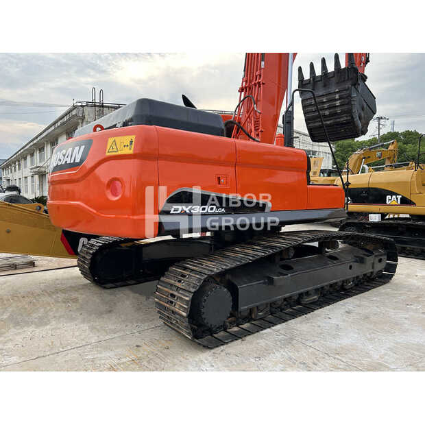 2023 Doosan DX300-45132184