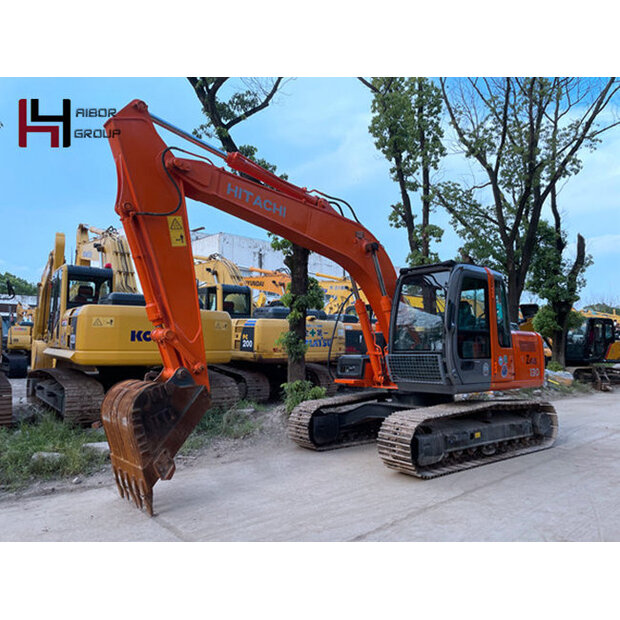 2024 هيتاشى ZX130-45132195