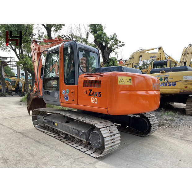 2024 هيتاشى ZX130-45132197