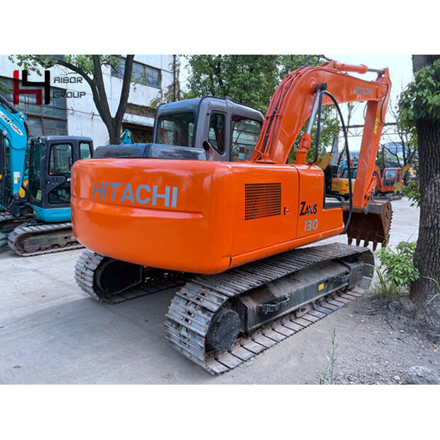 2024 هيتاشى ZX130-45132199