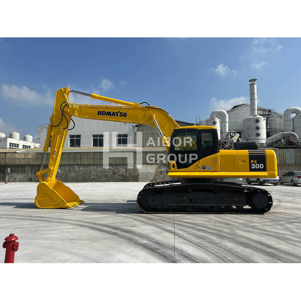 2024 Komatsu PC300-7-45132276