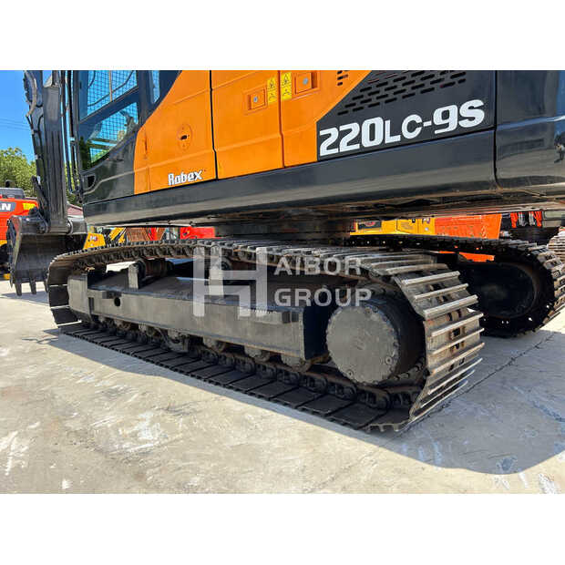 2022 Hyundai R220LC-9S-45132289