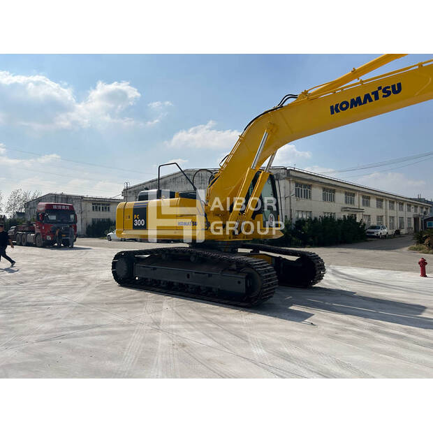 2024 Komatsu PC300-7-45132293