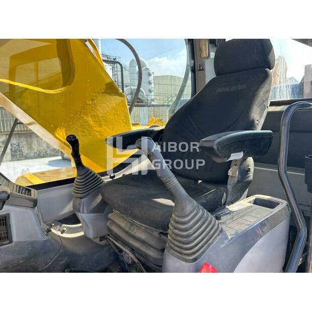 2024 Komatsu PC300-7-45132305