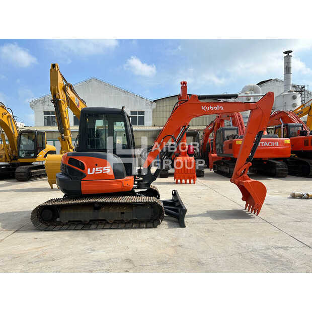 2023 كوبوتا U55-45132384