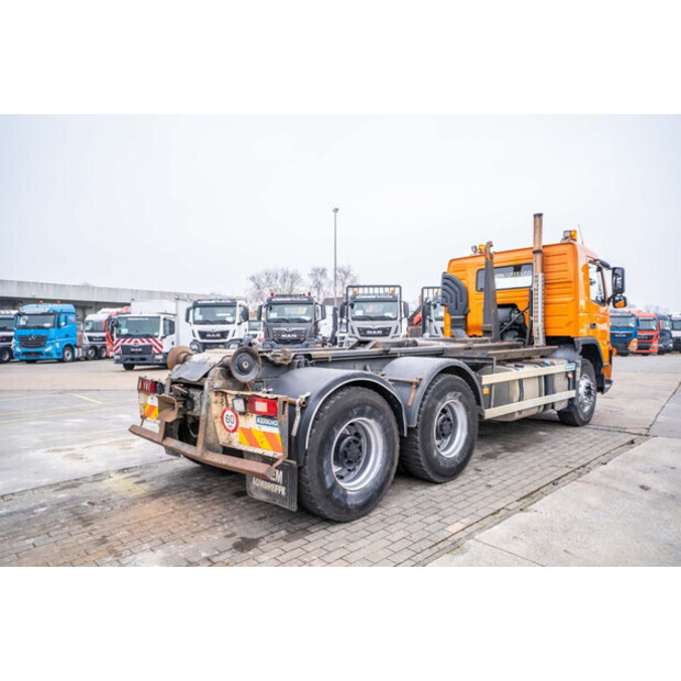 2009 Volvo FM 330-45132903