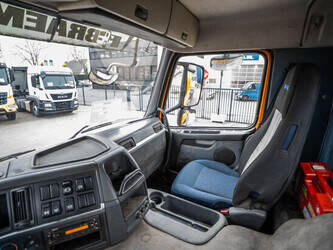 2009-volvo-fm-330-1409410-45132912