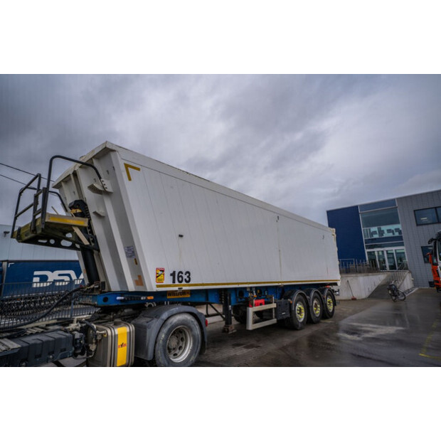 2015 ويلتون OTHERS-45132962