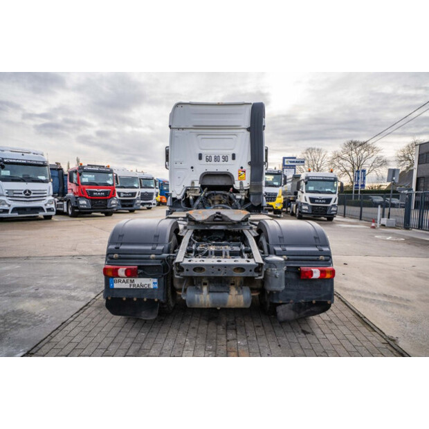 2016 مرسيدس بنز Arocs 1845-45133015