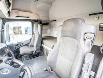 2016-mercedes-benz-arocs-1845-1409419-45133030