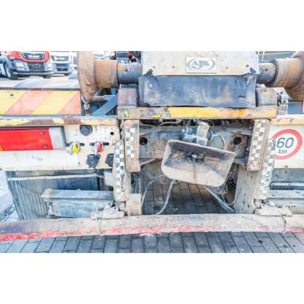 2012 ايفكو TRAKKER 410-45133111