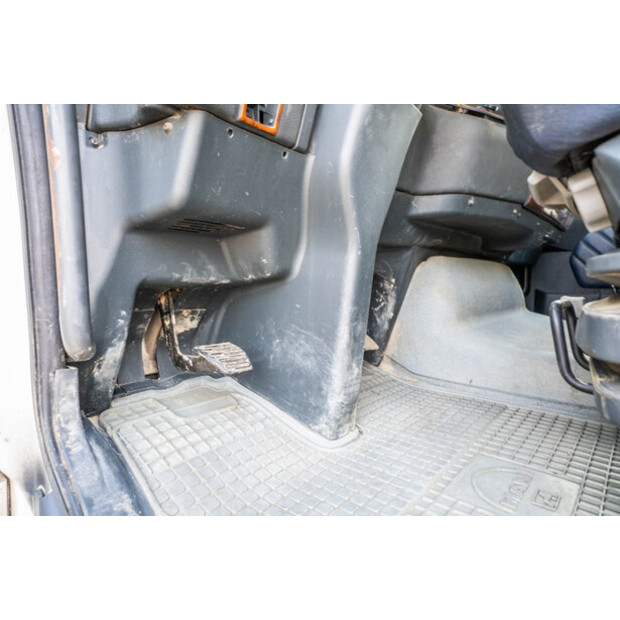 2002 MAN TGA 33.410 BB-45133203