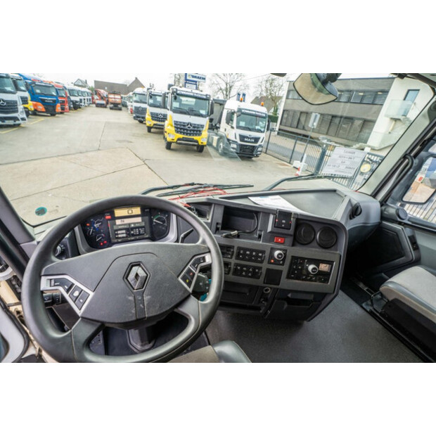 2016 رينو T440-45133265