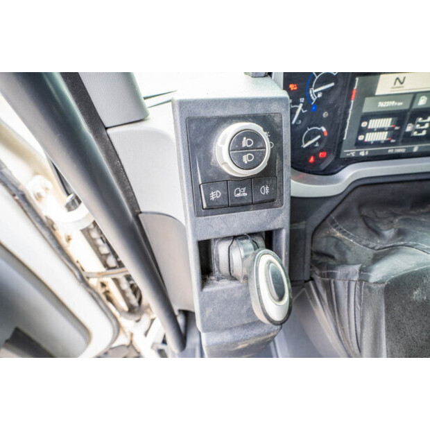 2016 رينو T440-45133273