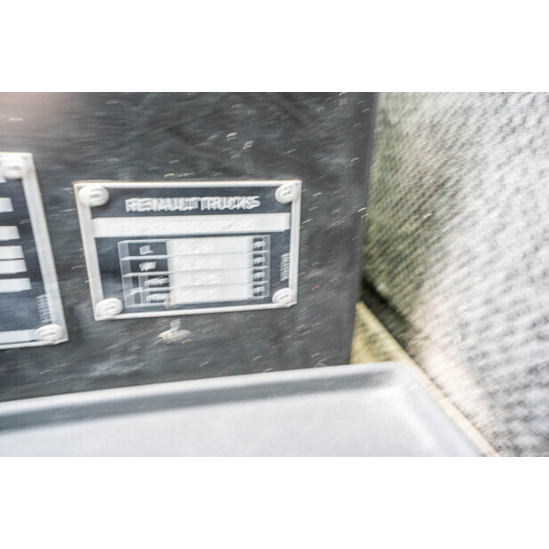 2016 رينو T440-45133275